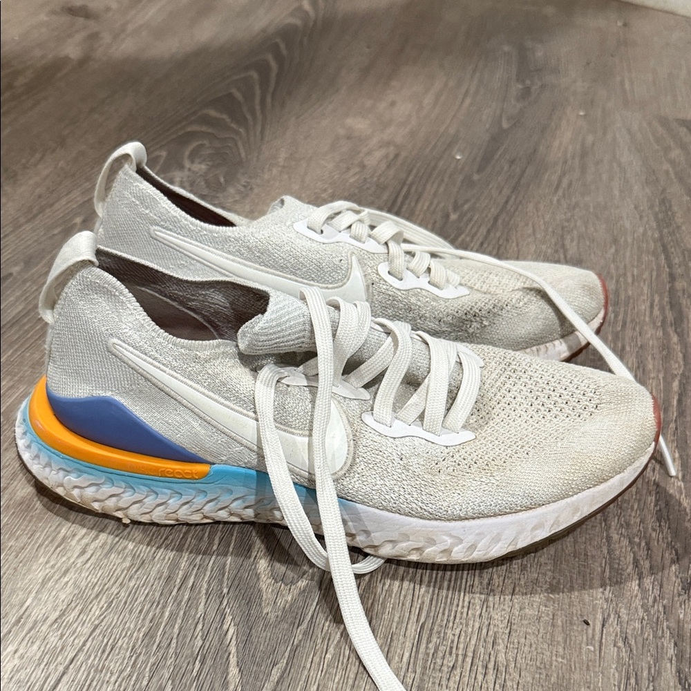 Nike flyknit react Running Shoes - Picture 4 of 6